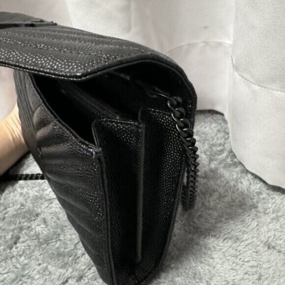 Yves Saint Laurent Black shoulder bag - Picture 5 of 5